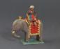 Preview: Grulicher Krippenfigur "Elefant mit Treiber" (5 cm)