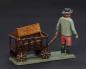 Preview: Grulicher Krippenfigur " Gabenbringer mit Leiterwagen und Wiege "  (7 cm)