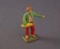 Preview: Grulicher Krippenfigur "Gabenbringer mit Brot" (5 cm)