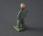 Preview: Grulicher Krippenfigur "Gabenbringer mit Brot" (5 cm)