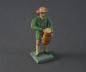 Preview: Grulicher Krippenfigur "Gabenbringer mit Krug" (5 cm)