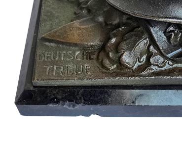 Patriotischer Briefbeschwerer, WK1