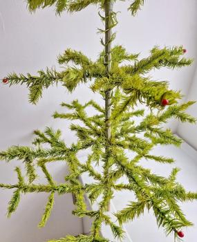 Antique goose feather tree / feather tree with old christmas tree decorations, 128 cm