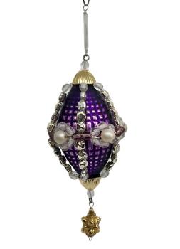 3 Gablonz Ornaments