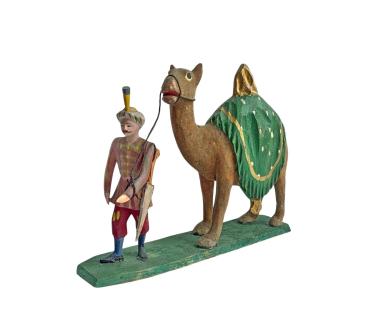 Antike Grulicher Krippenfigur / Orientalischer Krieger mit Dromedar, ~ 1900 (10 cm)