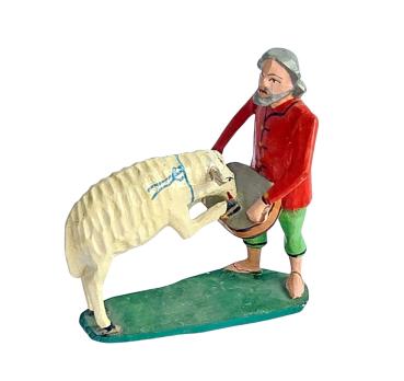 Antique grulich crib figurine, shepherd feeding sheep, ca. 1900 (7 cm)