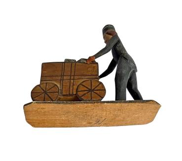 Antike Grulicher Krippenfigur / Bermann mit Erz, um 1900 (10 cm)