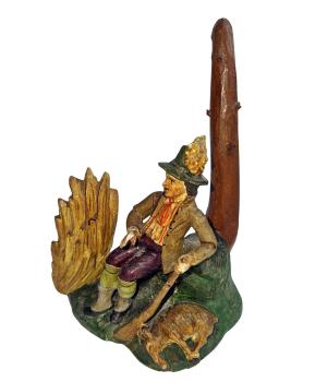 Antique crib figurine, Hunter with killed deer, around 1900 (10 cm)