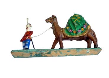 Antique grulich crib figurine, oriental soldier with dromedary / camel, ca. 1900 (7 cm)