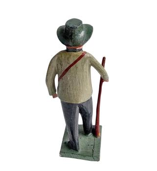 Antique grulich crib figurine, Hunter with Gun, around 1900   (10 cm)