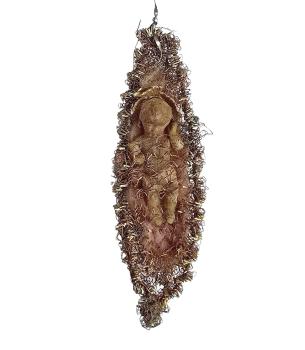 Antiker Sebnitzer Christbaumschmuck, Korb mit Baby Jesus um 1890/1900
