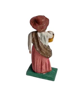 Preview: Antike Grulicher Krippenfigur / Gabenbringer mit Korb um 1900 (7 cm)