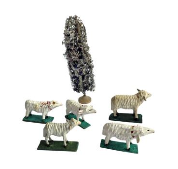 Preview: Antique grulich crib figurines, 5 sheep and luffa tree, around 1900