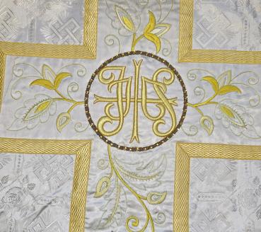 Antique white chasuble, vestment, Ornat