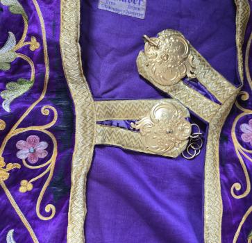 Antiker Rauchmantel - Chormantel, Messgewand, Vespermantel, Pluviale, Ornat um 1900