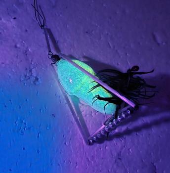 Preview: Ornament mit fluoreszierender Farbe um 1930
