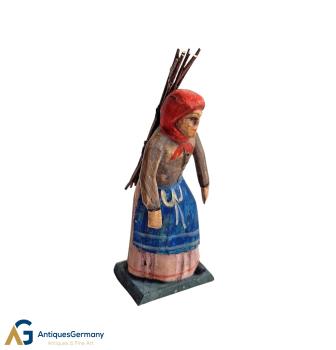 Grulicher Krippenfigur, alte Frau mit Reisig  (7 cm)