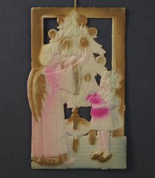 Kartonornament - Engel, Christbaum und Kind aus geprägter Pappe um 1920