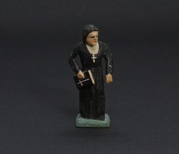 Grulicher Krippenfigur " Nonne mit Gebetsbuch " (7 cm)