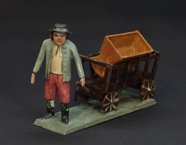 Grulicher Krippenfigur " Gabenbringer mit Leiterwagen und Wiege "  (7 cm)