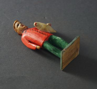 Grulicher Krippenfigur "Gabenbringer mit Taube" (7 cm)