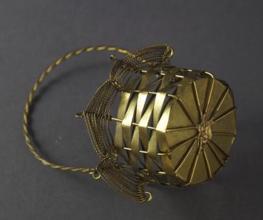 Körbchen aus Messing / Candy Container um 1920