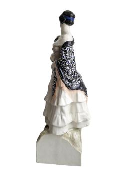 Art Nouveau ceramic figure, Bechyne, ca. 1900