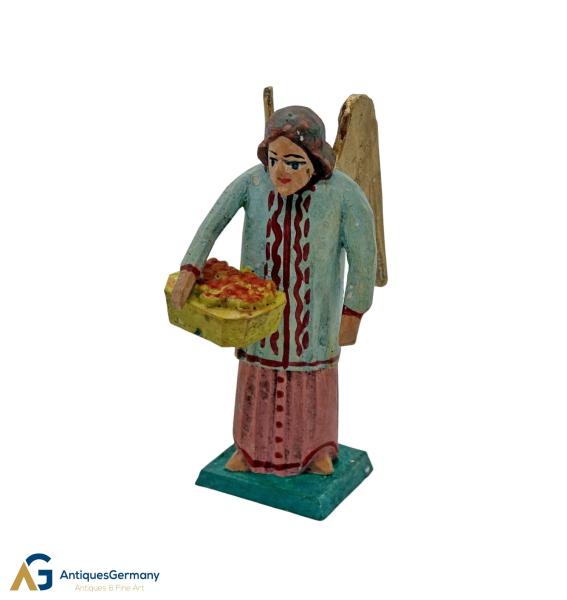Angel with fruits  (7 cm)