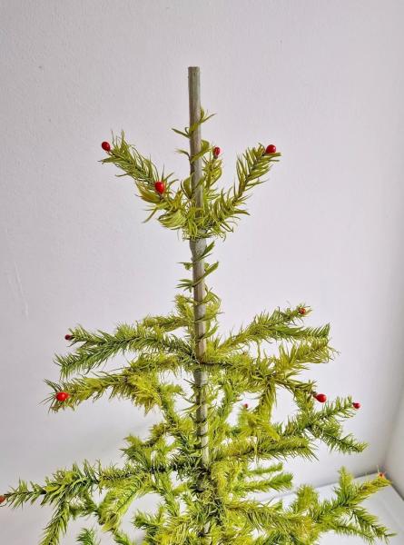 Antique goose feather tree / feather tree with old christmas tree decorations, 128 cm
