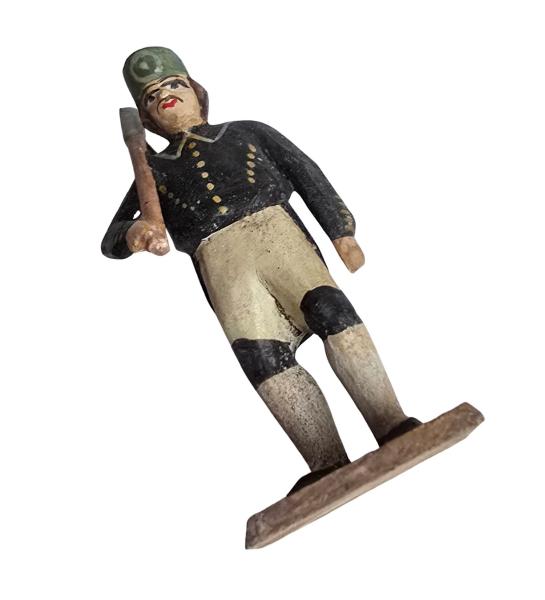 Grulicher Bergmann mit Axt , um 1900  (7 cm)