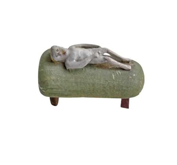 Grulich crib figurine, bed with baby jesus, 19th century