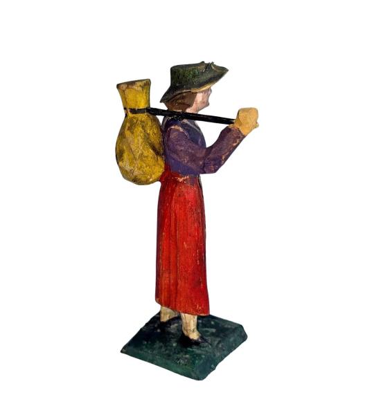 Antike Grulicher Krippenfigur / Gabenbringer um 1900  (10 cm)