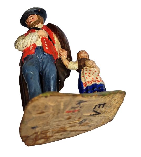 Antike Krippenfigur / Hirte mit Kind, um 1900  (10 cm)
