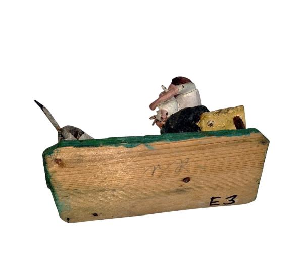 Antike Grulicher Krippenfigur / Mutter mit Kind und Hund, um 1900 (10 cm)