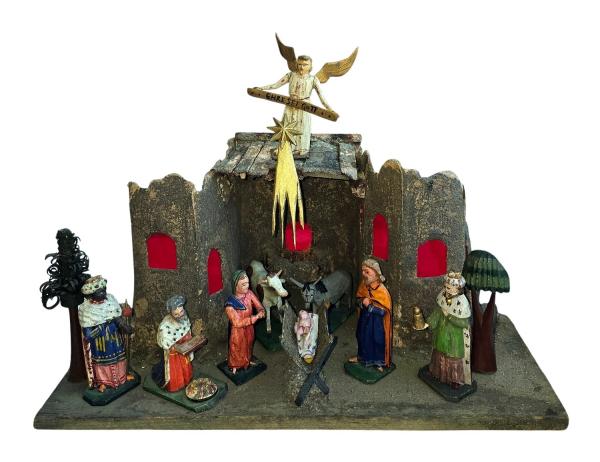 Antike Grulicher Krippe mit 9 Figuren um 1900  (10 cm)