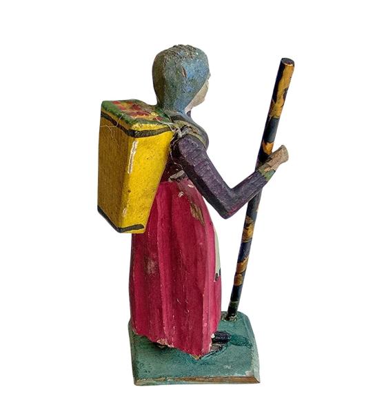 Antique grulich crib figurine, Gift bringer with pannier, around 1900  (10 cm)