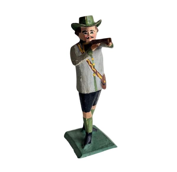 Antique grulich crib figurine, Huntsman around 1900 (10 cm)