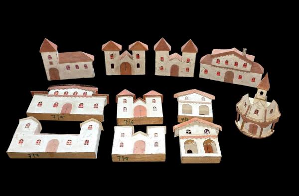 Antique Grulich nativity buildings, 11 pieces