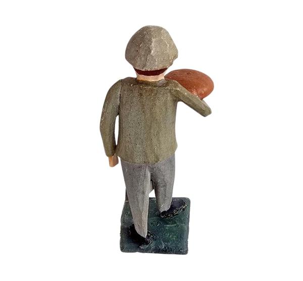 Antique grulich crib figurine, Gift bringer with bread, around 1900 (10 cm)