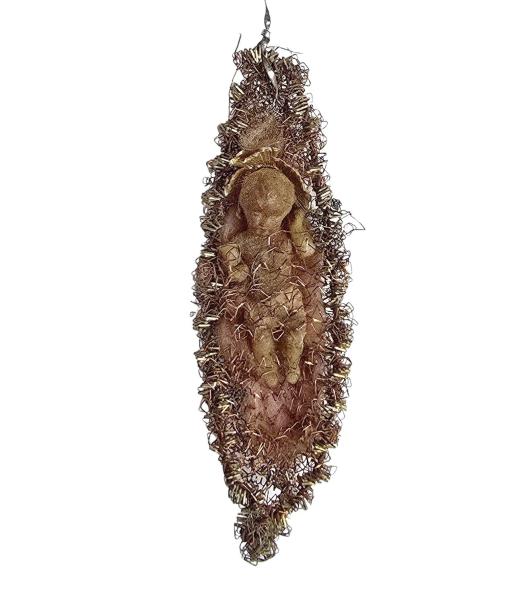 Antiker Sebnitzer Christbaumschmuck, Korb mit Baby Jesus um 1890/1900