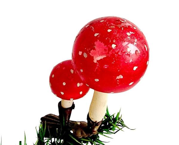 Antiker Christbaumschmuck, Fliegenpilze auf Zwicker um 1920