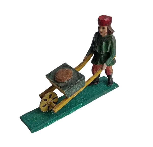 Antike Grulicher Krippenfigur / Gabenbringer mit Schubkarre um 1900 (7 cm)