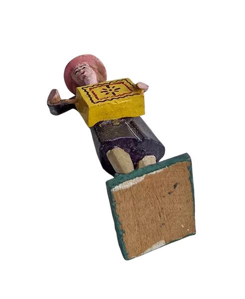 Antike Grulicher Krippenfigur / Musikant mit Leierkasten um 1920 (7 cm)