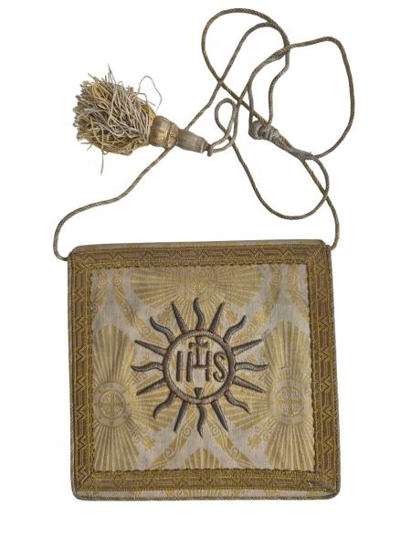 Antike Bursa / Burse für Messgewand / Ornat um 1900