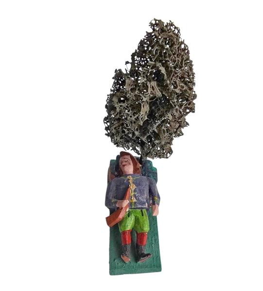 Antike Grulicher Krippenfigur / Schlafender Hirte unter Baum, um 1900 (7 cm)