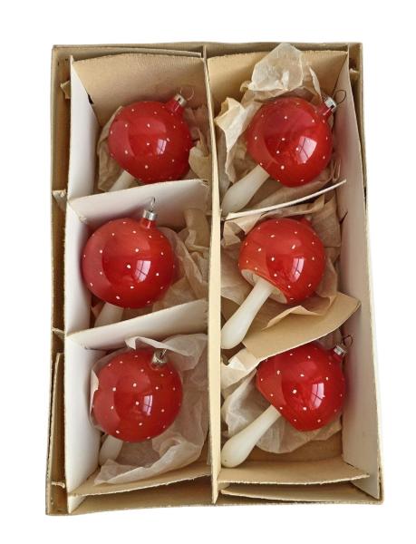 Schachtel große Fliegenpilze, 6 Stück um 1950