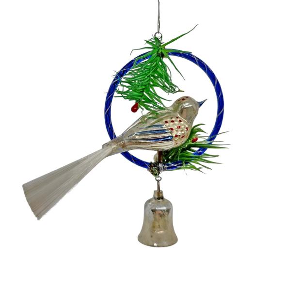 Gablonz Bird in Ring, ~ 1930