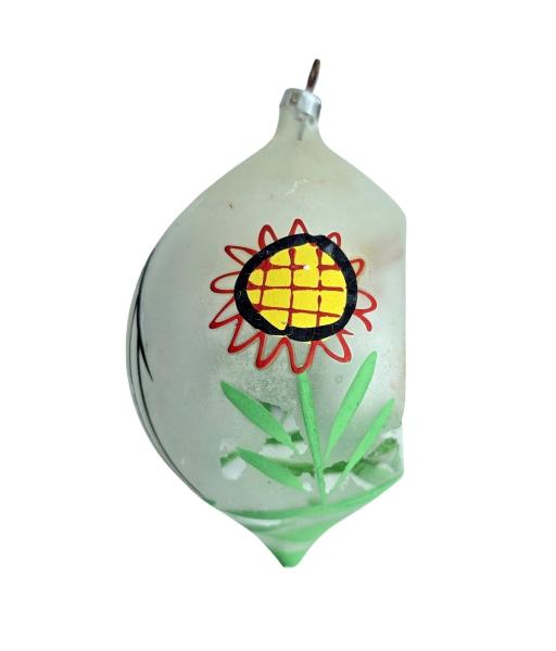 Indent diorama ball with dog around 1950