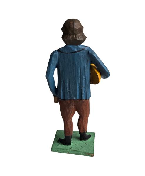 Antike Grulicher Krippenfigur / Gabenbringer mit Brot um 1900 (10 cm)