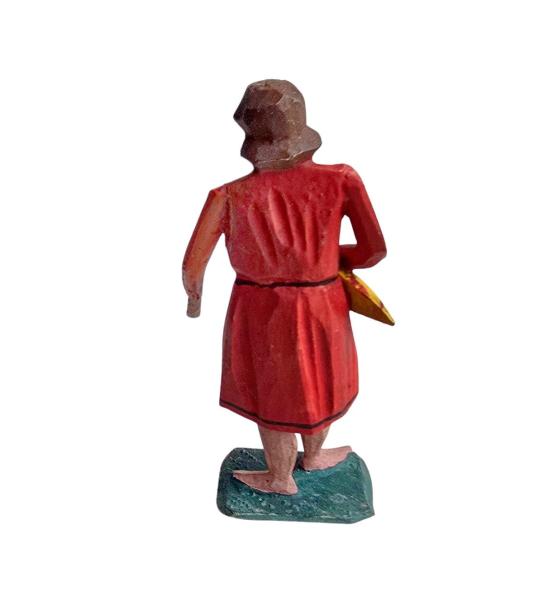 Antike Grulicher Krippenfigur / Gabenbringer mit Brot um 1900 (10 cm)